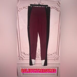 Women’s The North Face Flashdry Leggings Size S Burgundy Black White Full Length